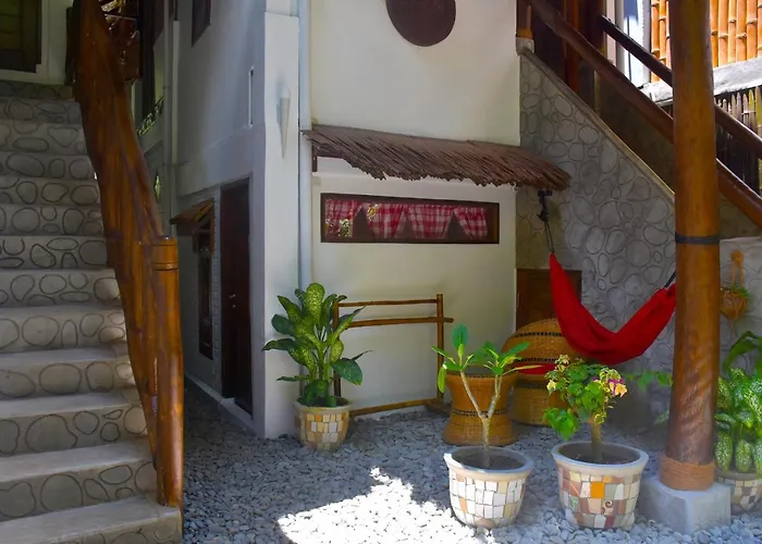 The Hangout@ Ecotravel